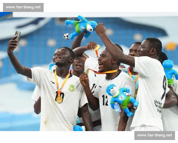 世界杯掀起全球狂潮 多国争夺足球荣耀 聚焦精彩赛事与幕后故事 世界杯掀起全球狂潮 多国争夺足球荣耀 聚焦精彩赛事与幕后故事